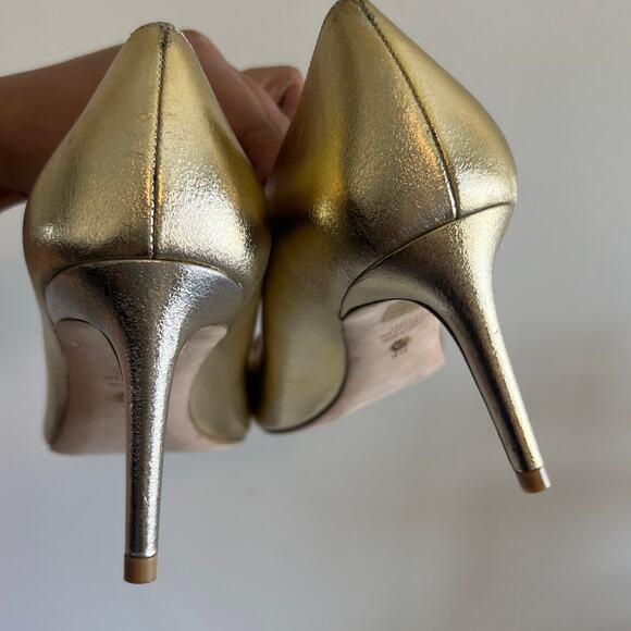 Stuart Weitzman Leather Metallic Gold Pumps 9.5 - Picture 6 of 9